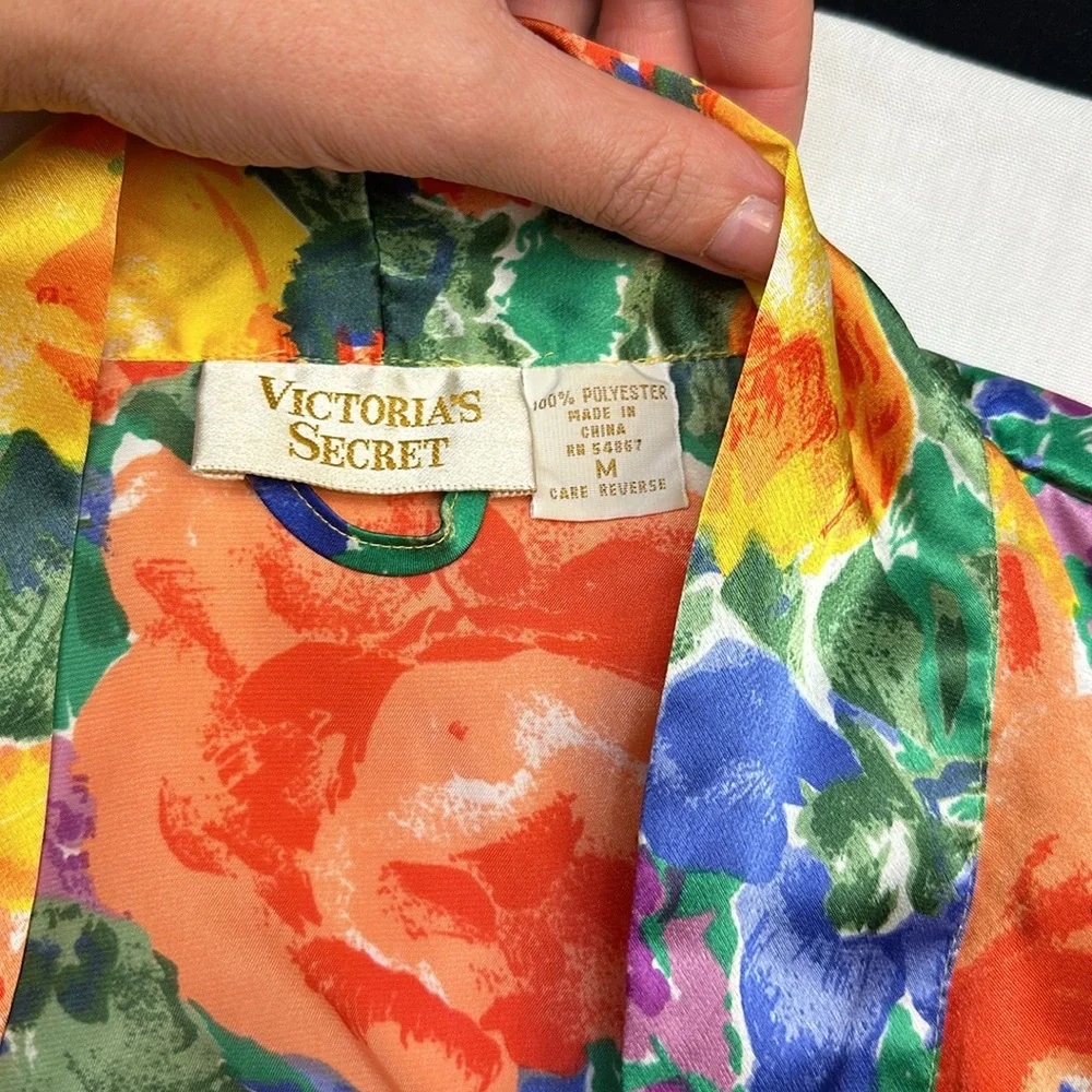 Gold Label Victorias Secret Colorful Rose Robe - Picture 2 of 4